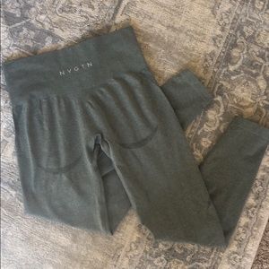 NEW Khaki Green Seamless Leggings